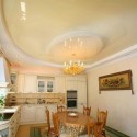 Натяжные потолки на кухне, фото 5